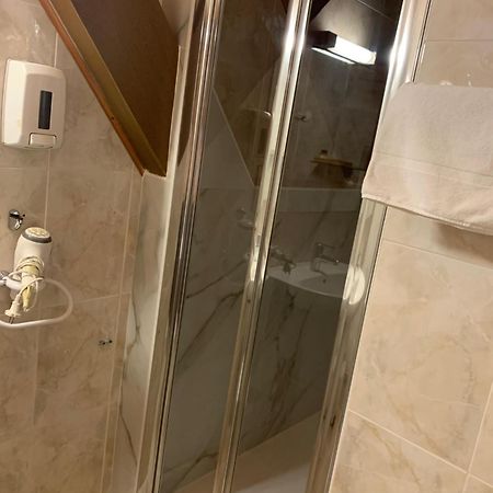 Hostal Ezkaurre 이사바 외부 사진