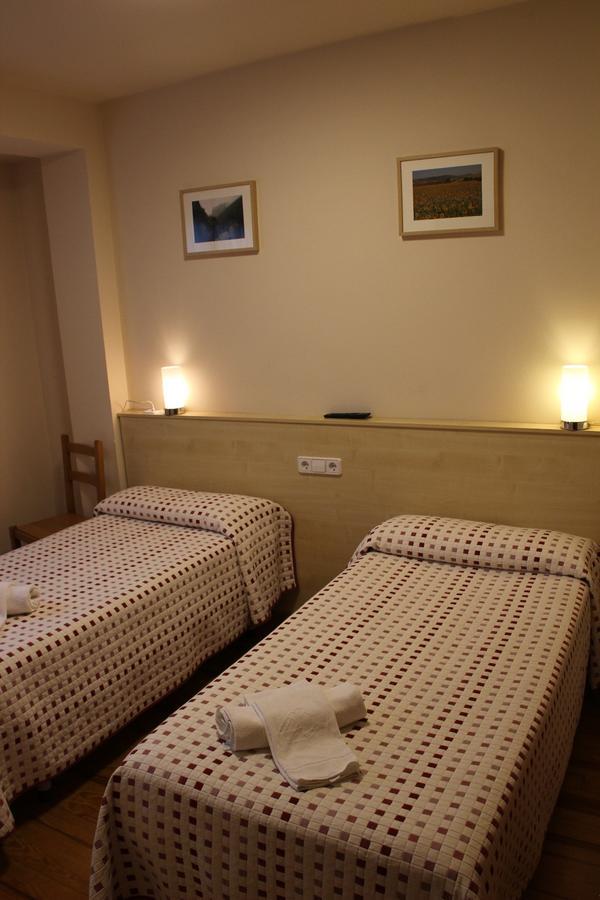 Hostal Ezkaurre 이사바 외부 사진