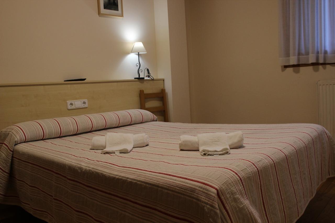 Hostal Ezkaurre 이사바 외부 사진