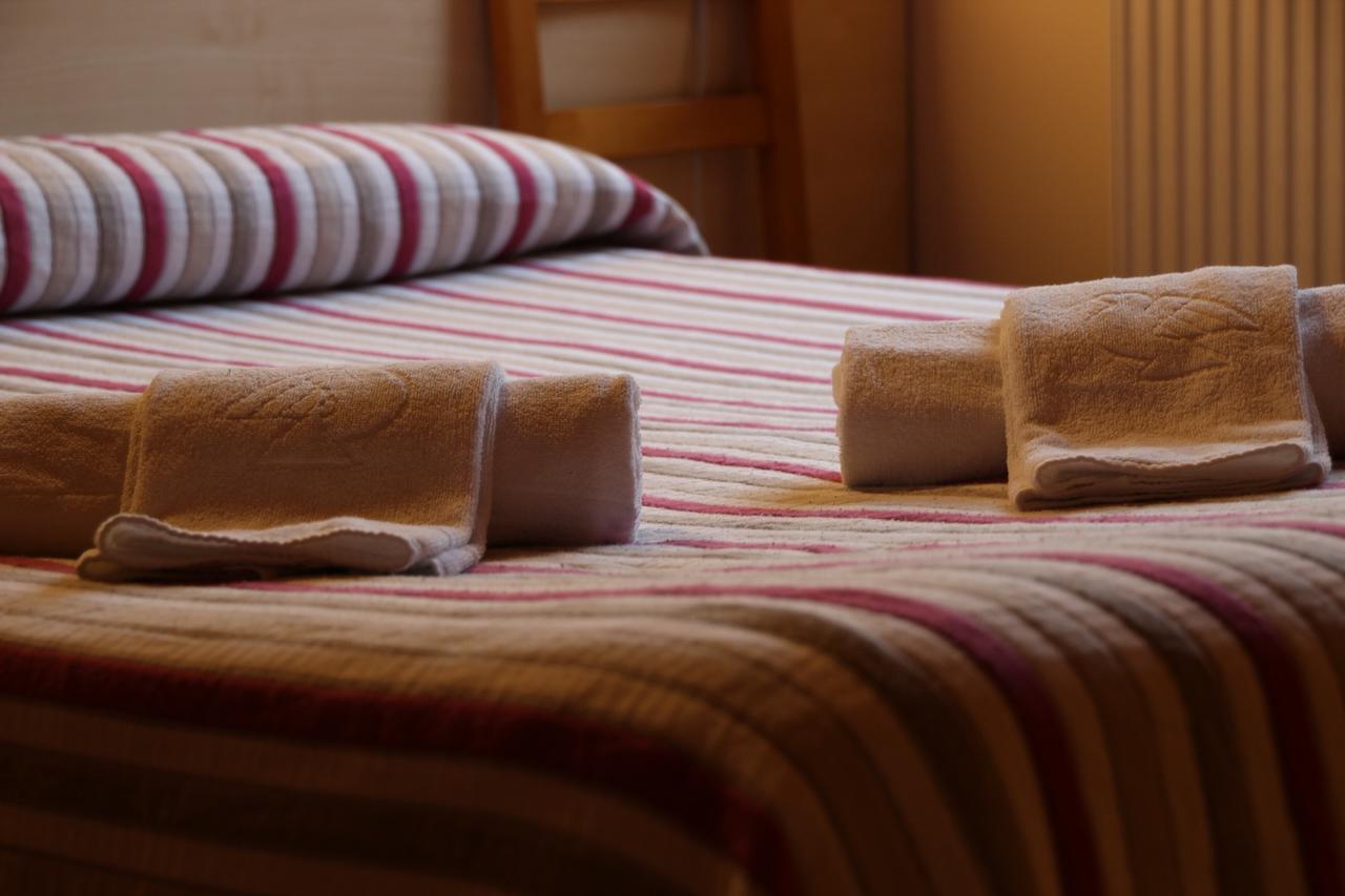 Hostal Ezkaurre 이사바 외부 사진