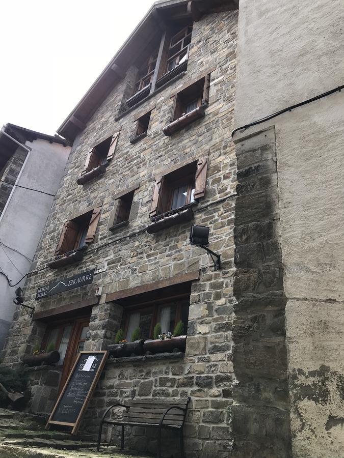 Hostal Ezkaurre 이사바 외부 사진